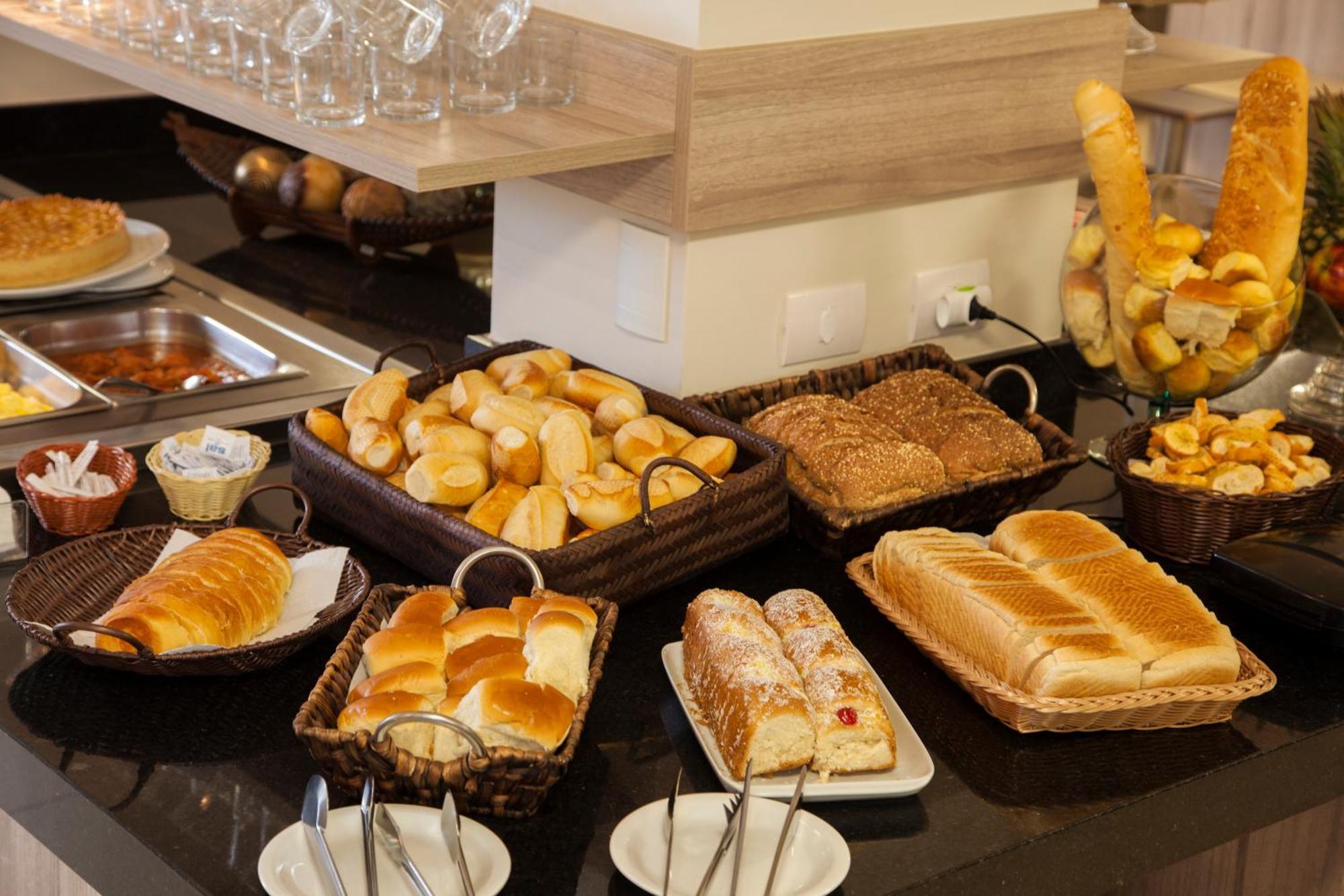 Estoril Hotel Марилия Экстерьер фото